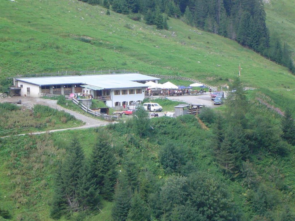 Haus Laerchenhof Vila Holzgau Exterior foto